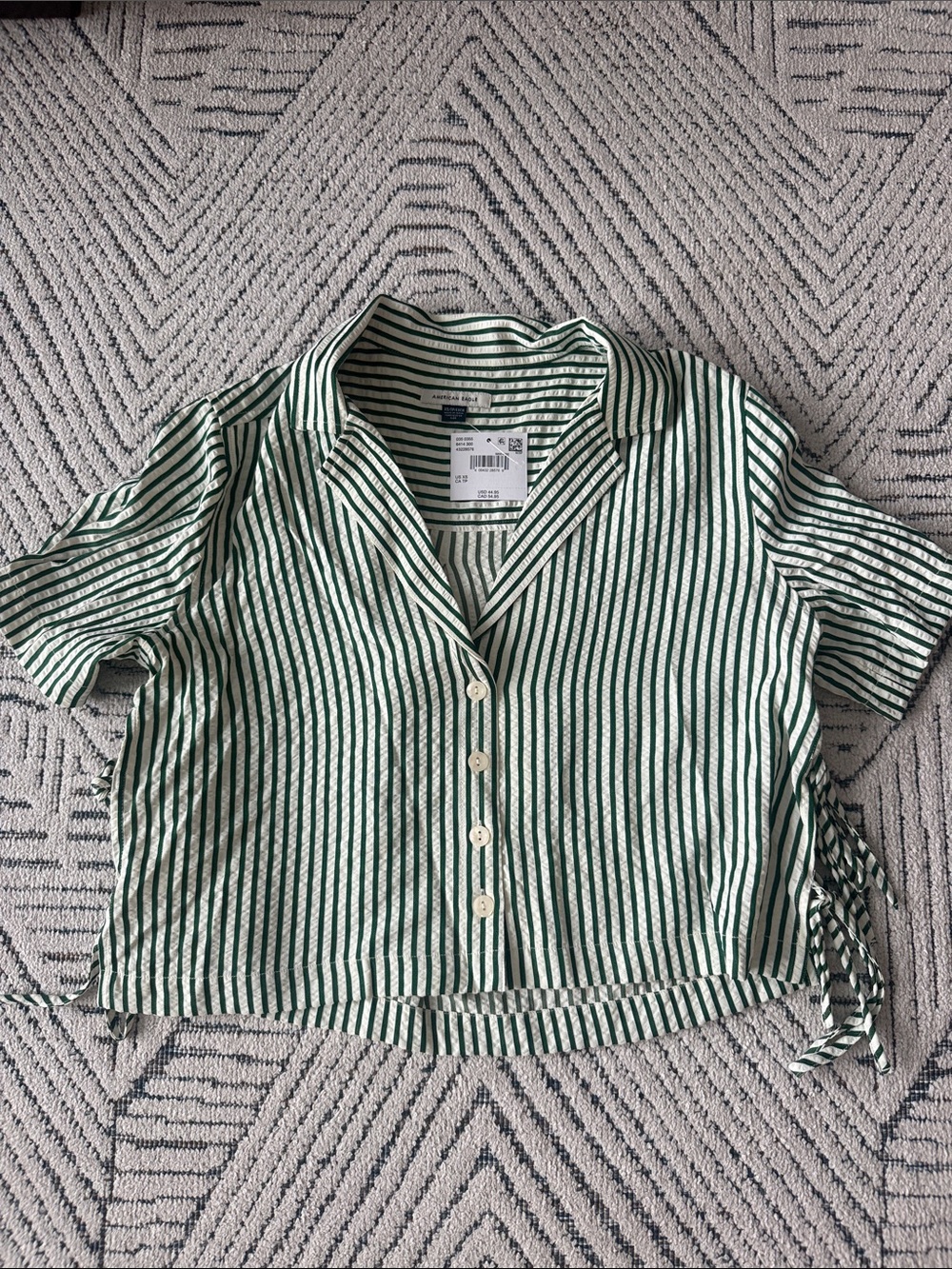 A&E Brand New Short Sleeve Button Down Top